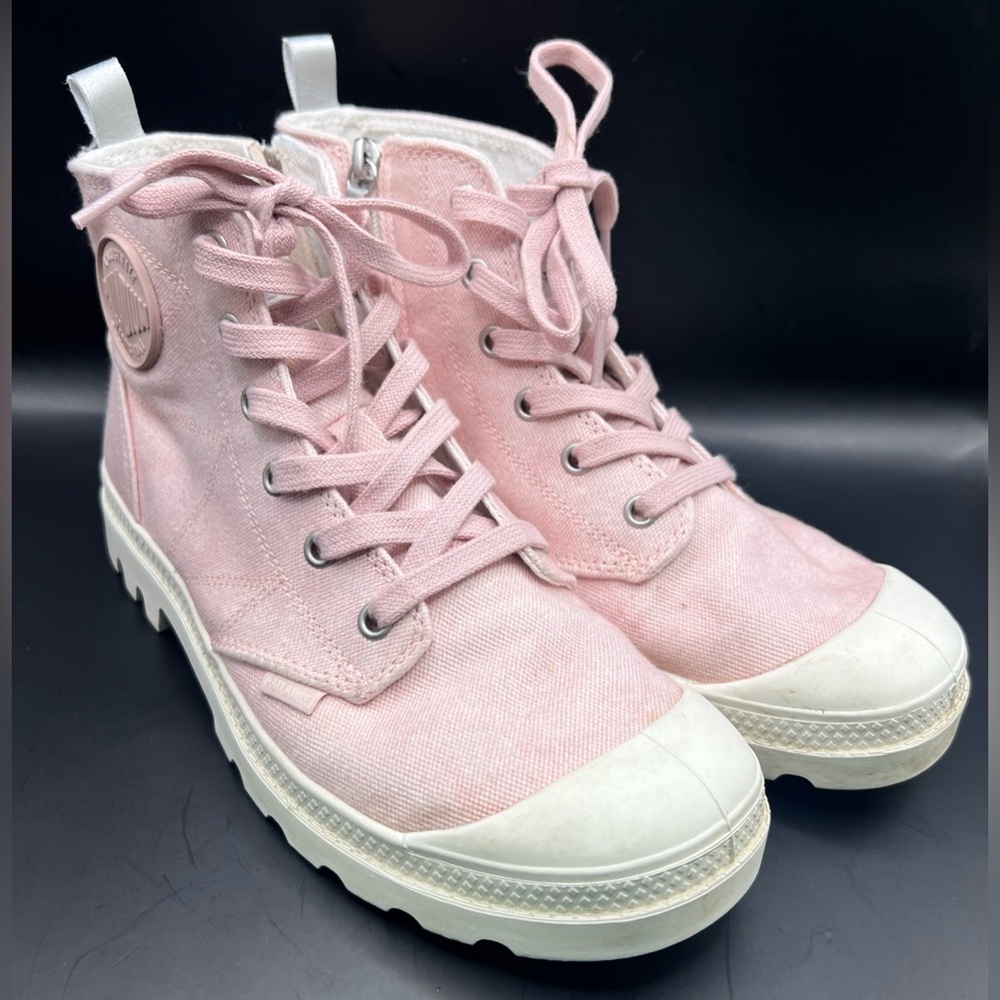 Palladium- Rose Smoke - Pampa Canvas Lace-Up High Top Boots, Women’s Size:8.5